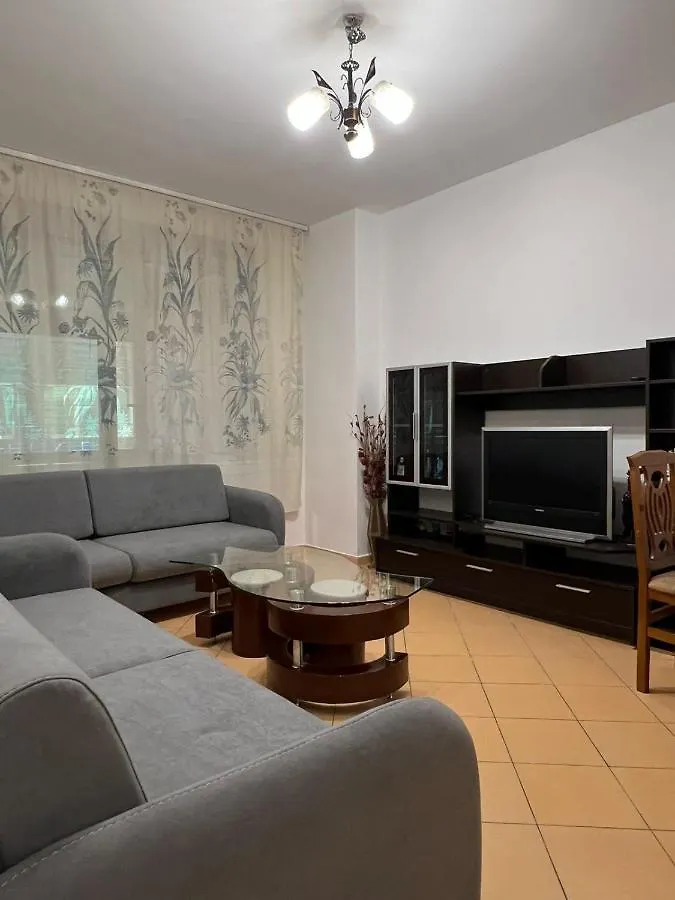 Leonard Apartment Tirana